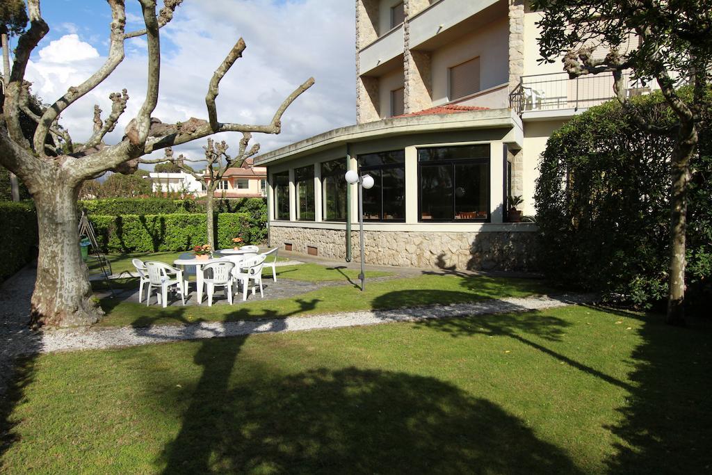 Hotel Montecarlo Lido di Camaiore Eksteriør bilde